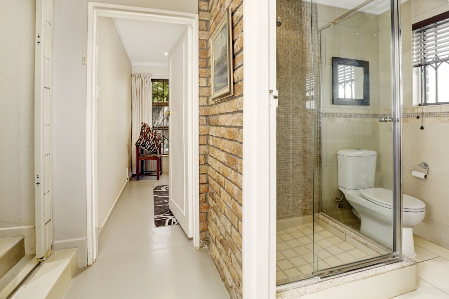 4 Bedroom Property for Sale in Everglen Western Cape